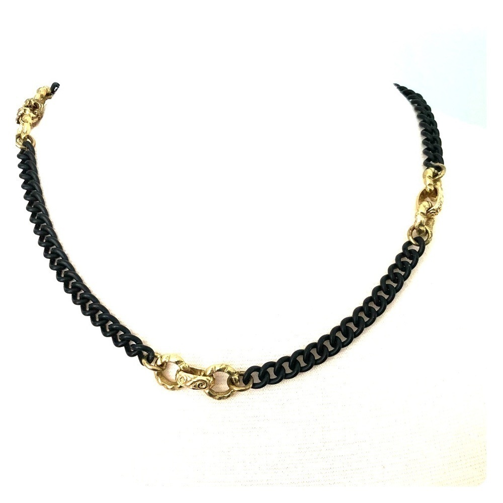 Fashion necklace